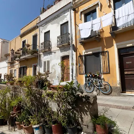 Apartment Laribiancos Centro Storico Cagliari